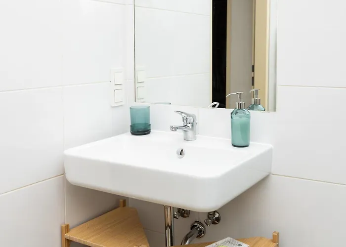 Charming Retreat Walking Distance From Town Centre Apartamento Viena